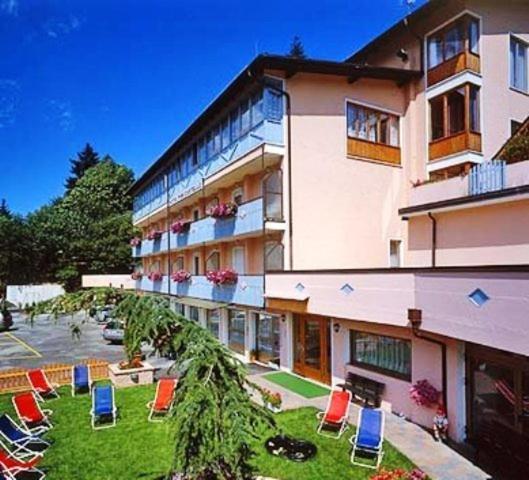 Hotel Piancastello Andalo Exteriör bild