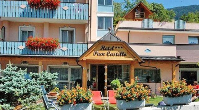 Hotel Piancastello Andalo Exteriör bild