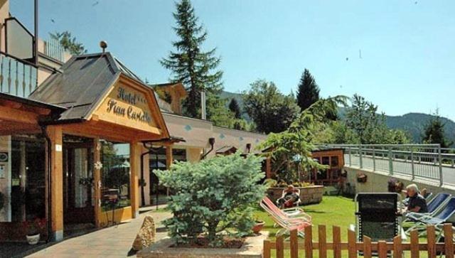 Hotel Piancastello Andalo Exteriör bild